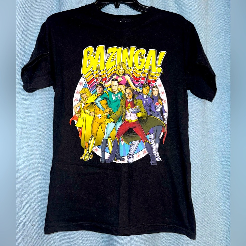Big Bang Theory BAZINGA! Superhero Graphic tee!!